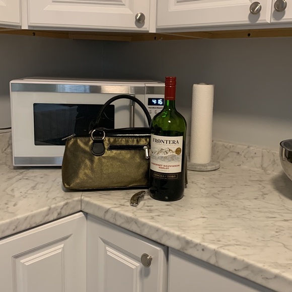 🎄Insulated -🍷Wine clutch w/corkscrew in pocket! - Picture 10 of 10